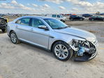 Ford Taurus 2011