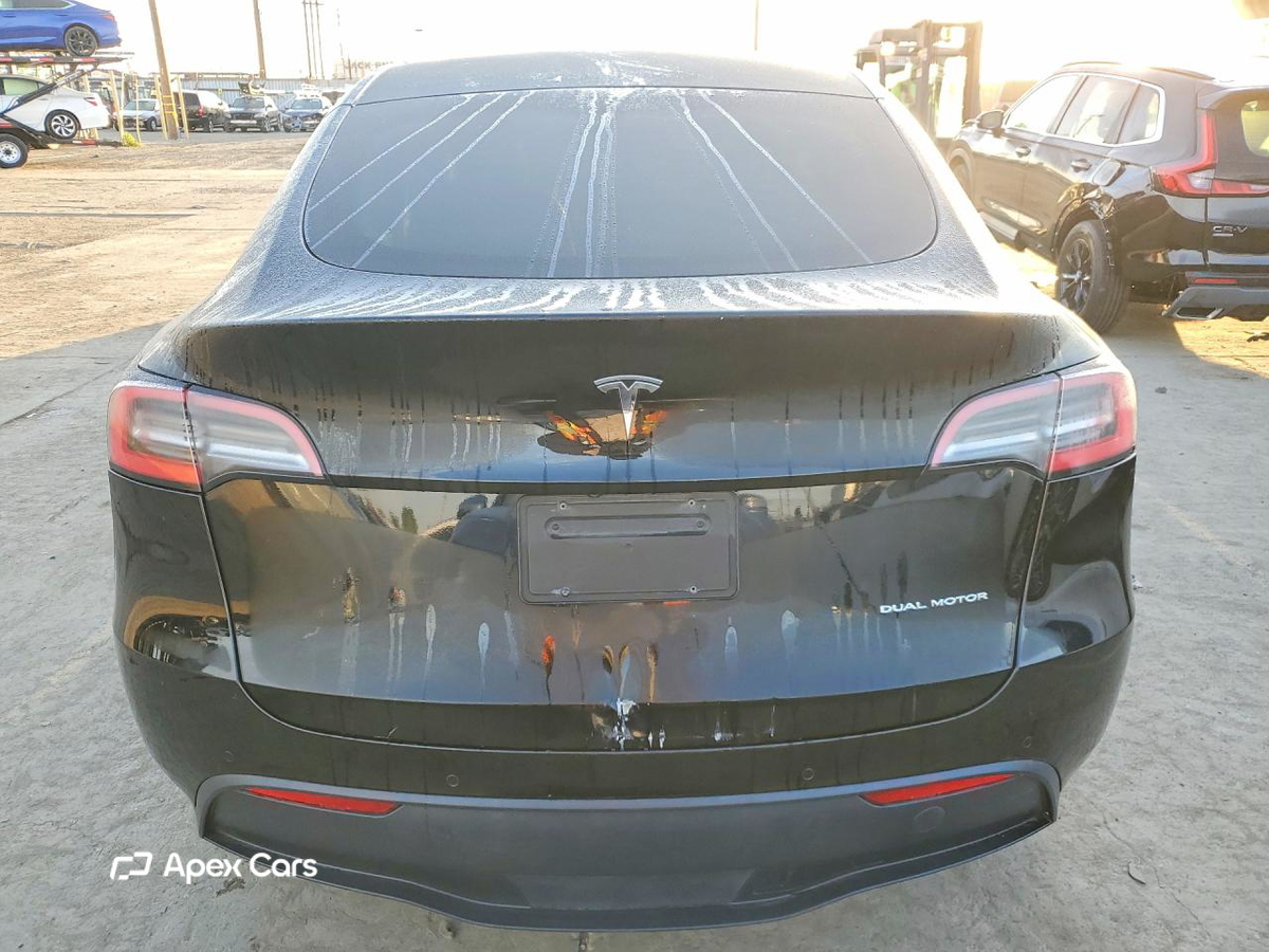 Tesla Model Y 2020
