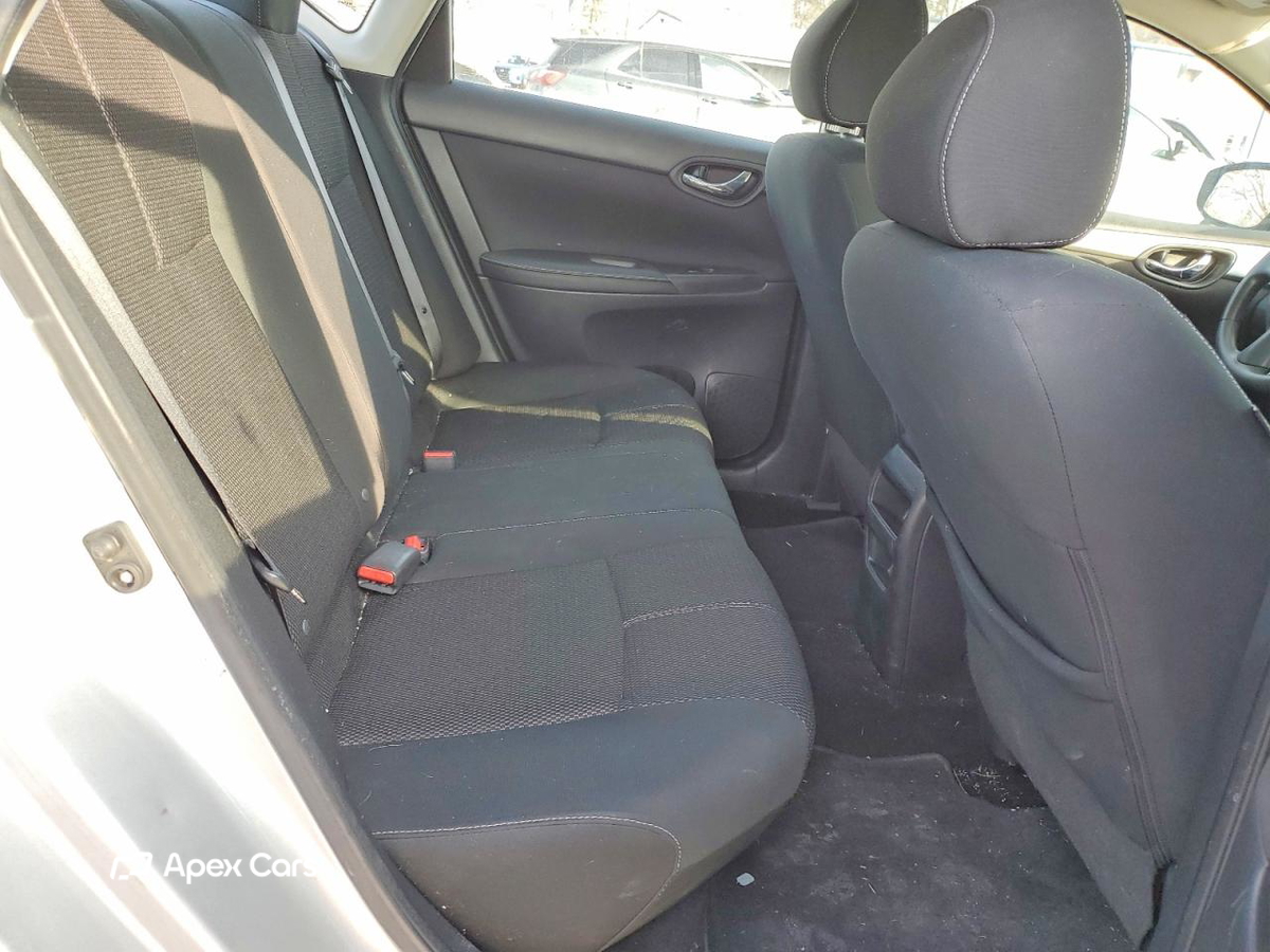Nissan Sentra 2018