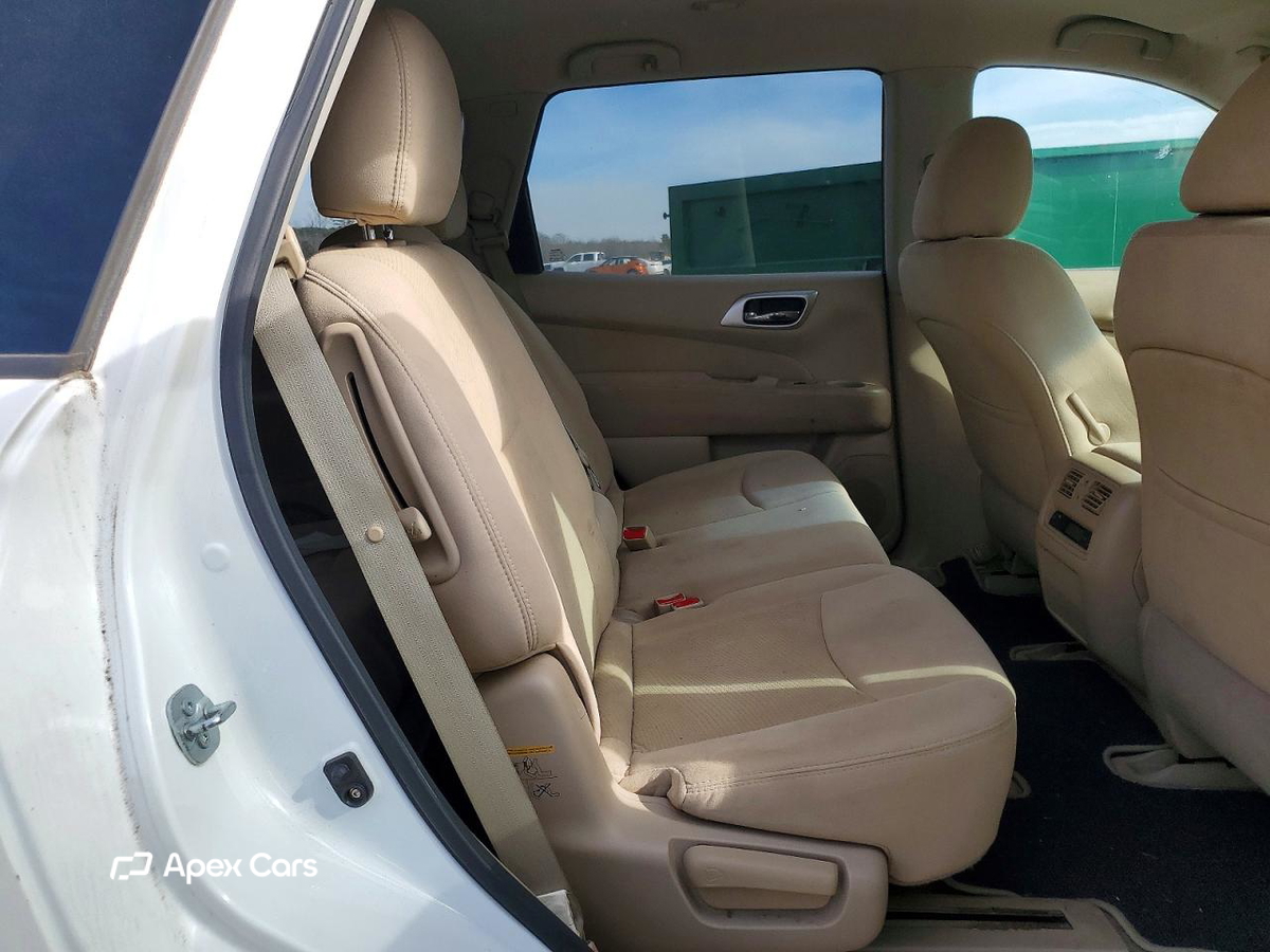 Nissan Pathfinder 2014