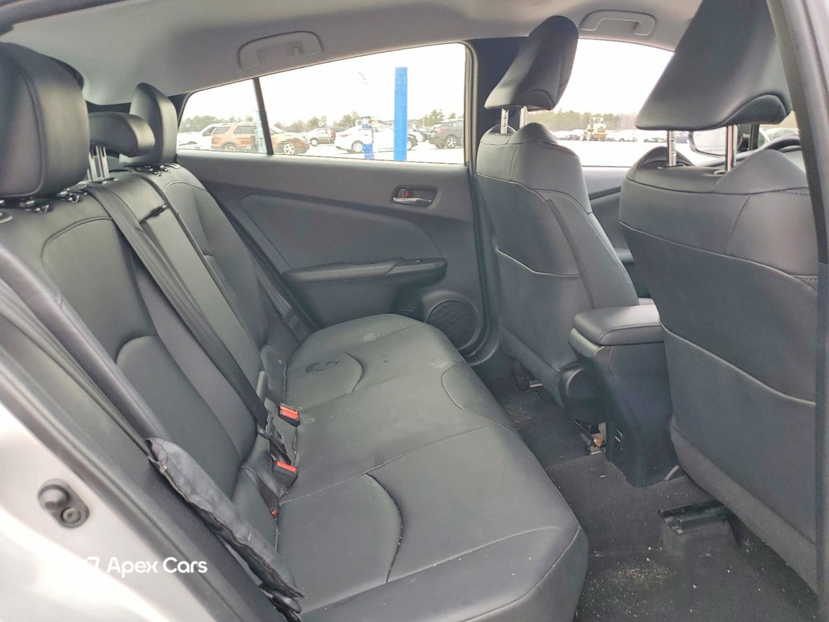 Toyota Prius 2016