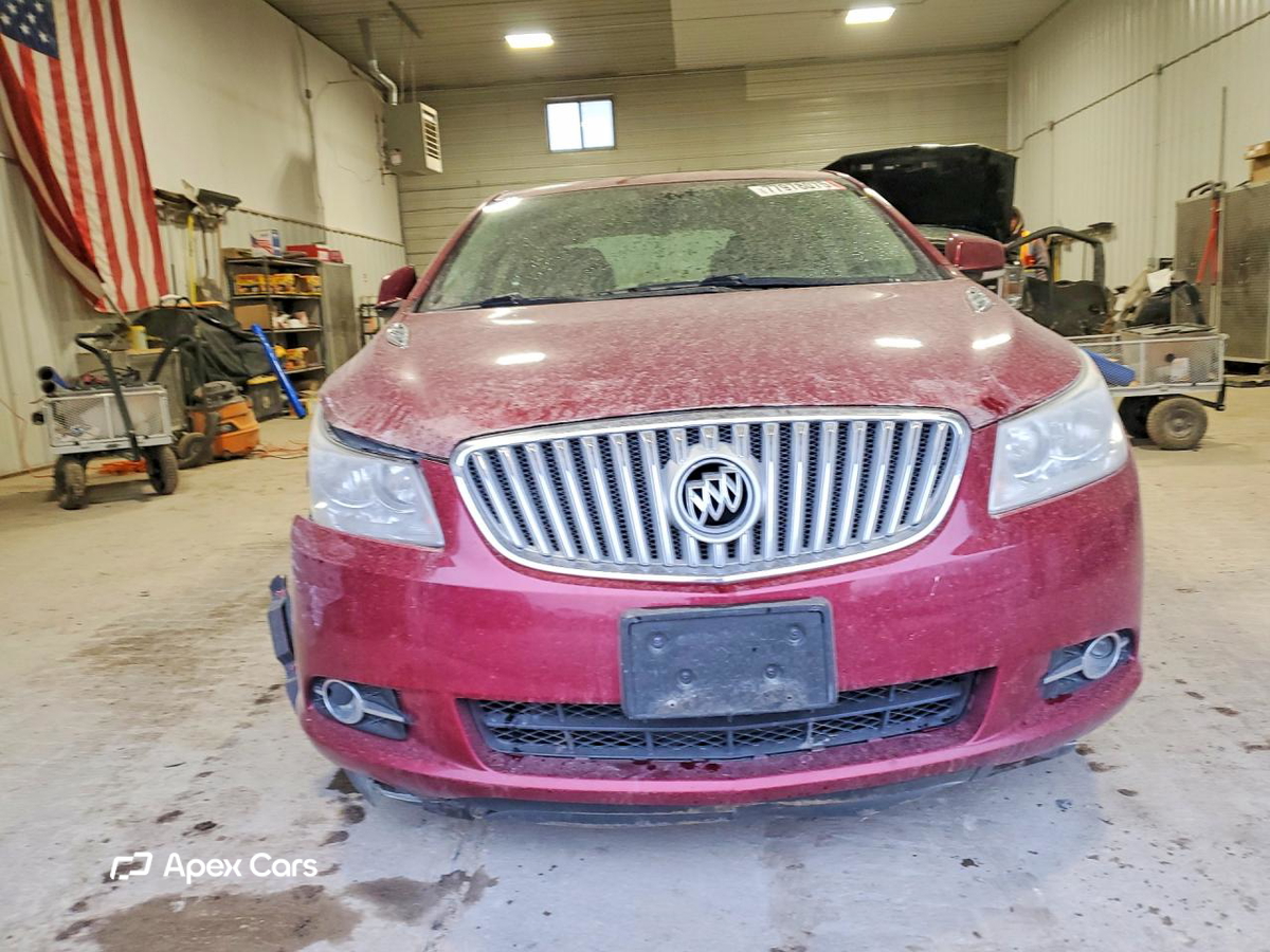 Buick LaCrosse 2011
