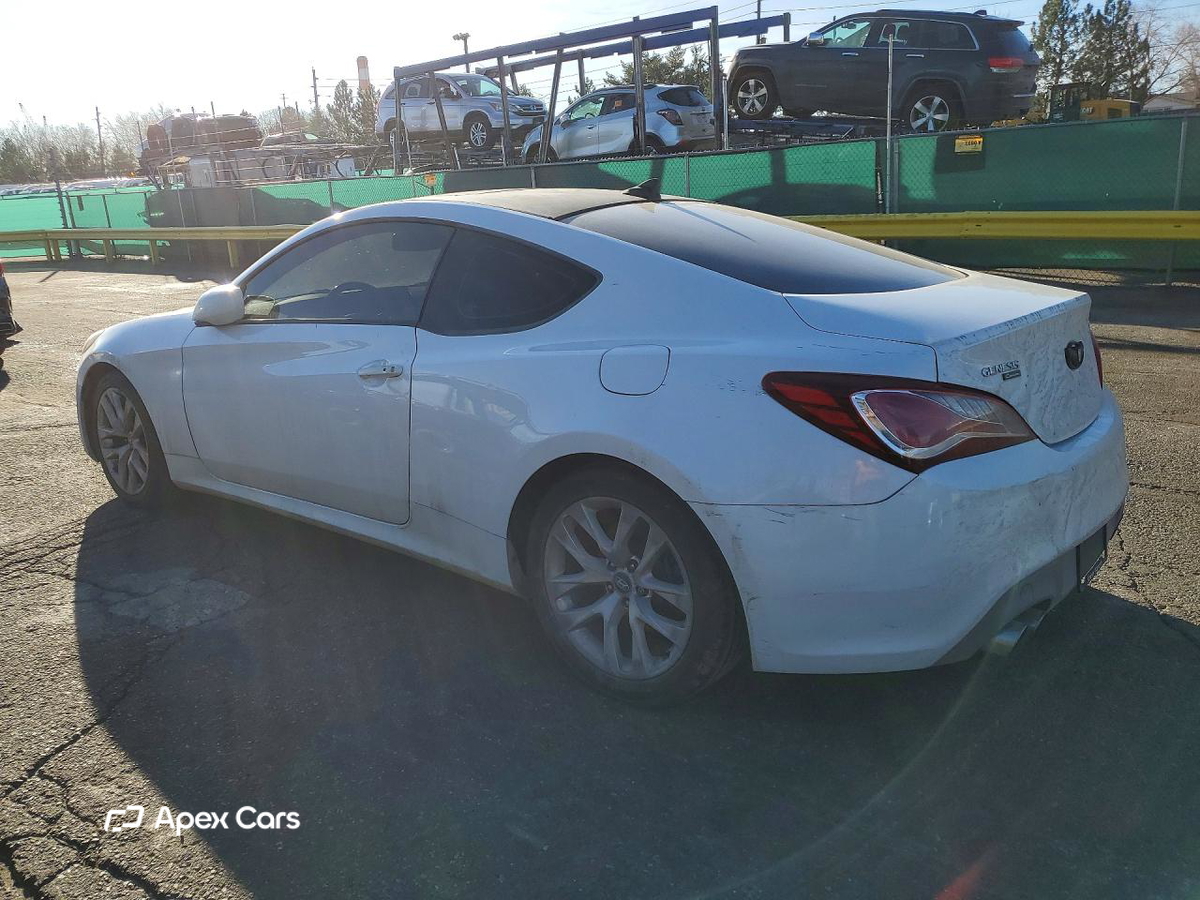 Hyundai Genesis 2013
