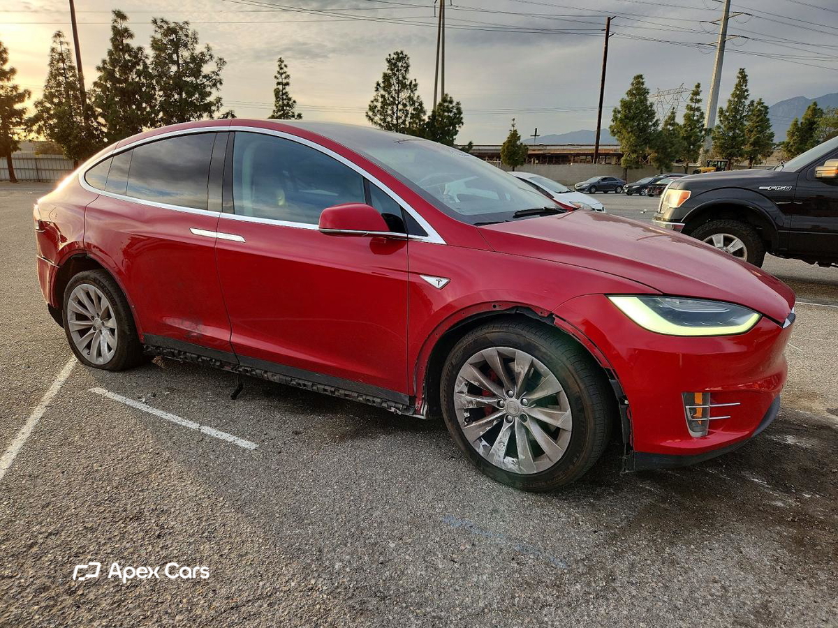 Tesla Model X 2016