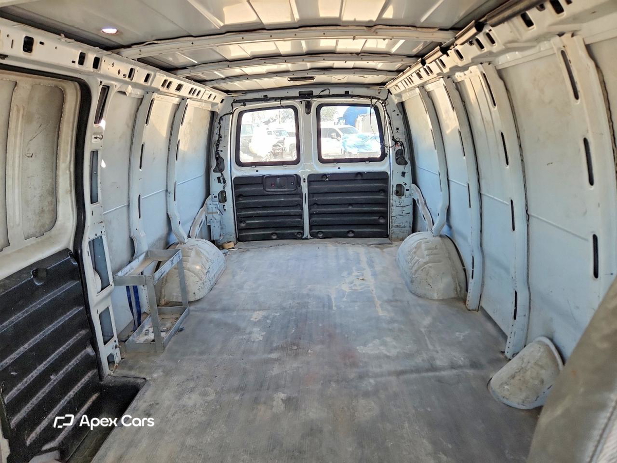 Chevrolet Express 2009
