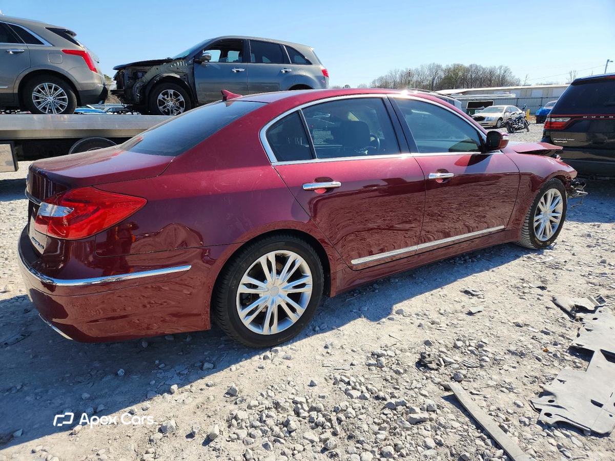 Hyundai Genesis 2012