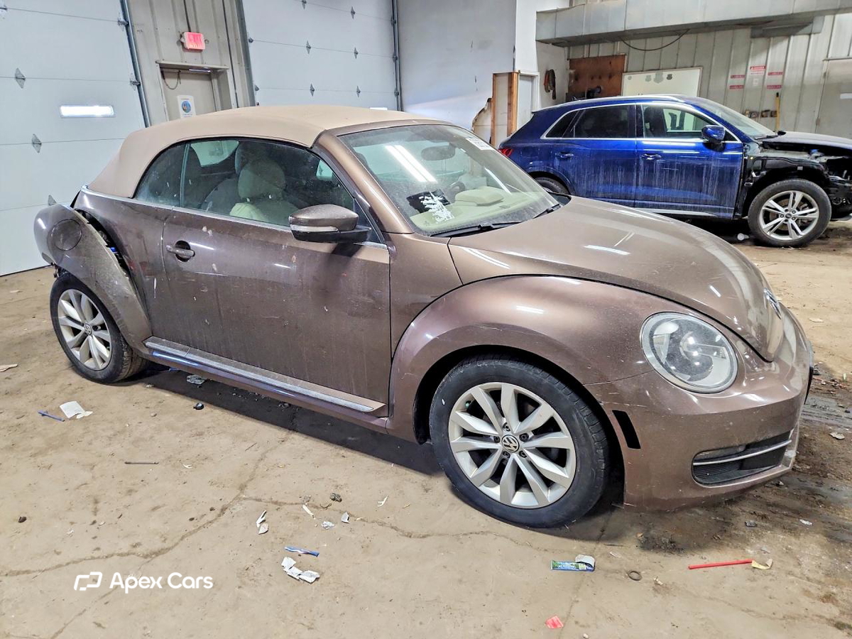 Volkswagen Beetle 2014