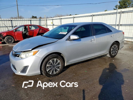 Toyota Camry 2012 - Image 1 of 13