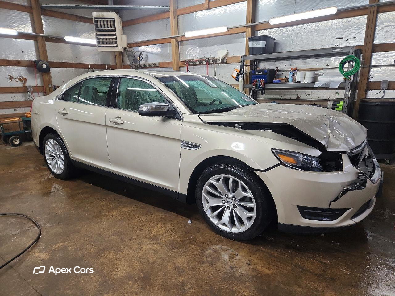 Ford Taurus 2017
