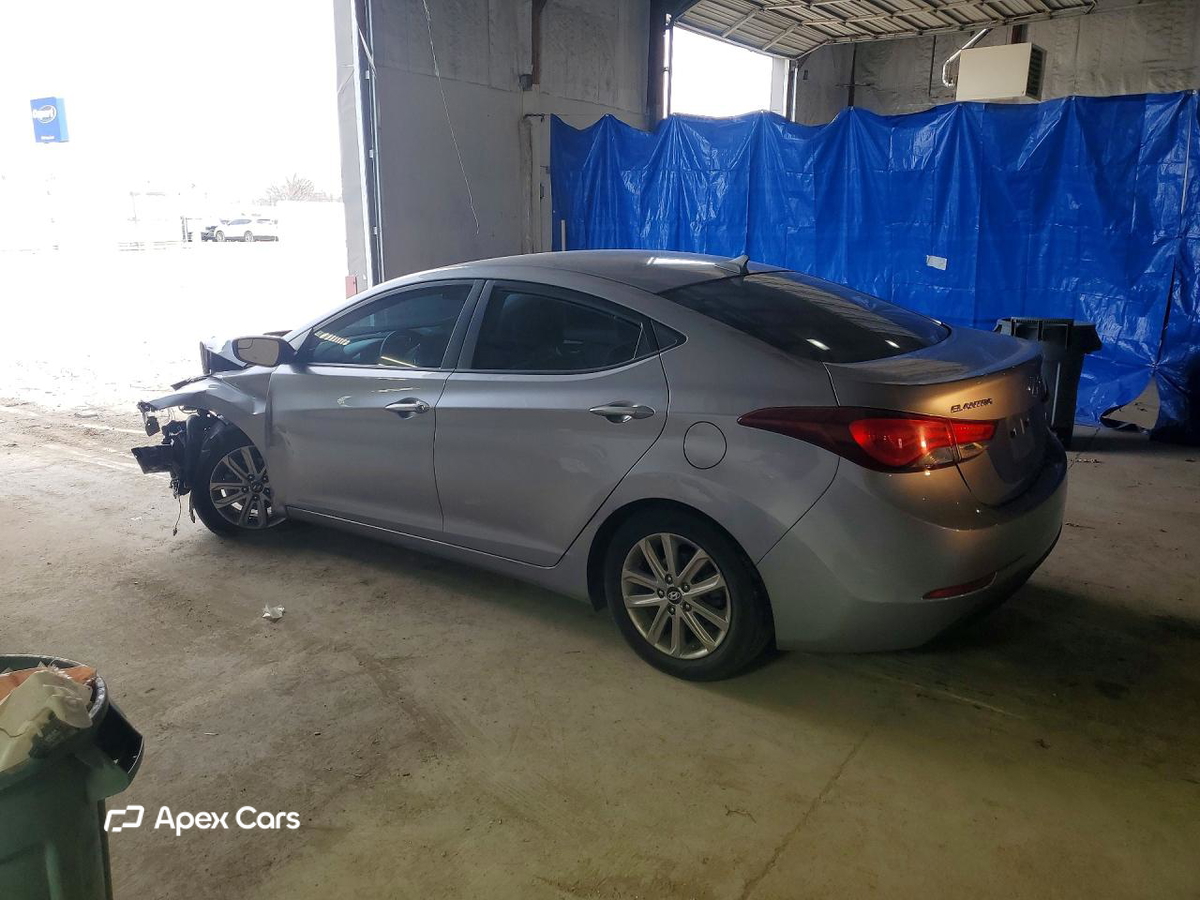Hyundai Elantra 2015