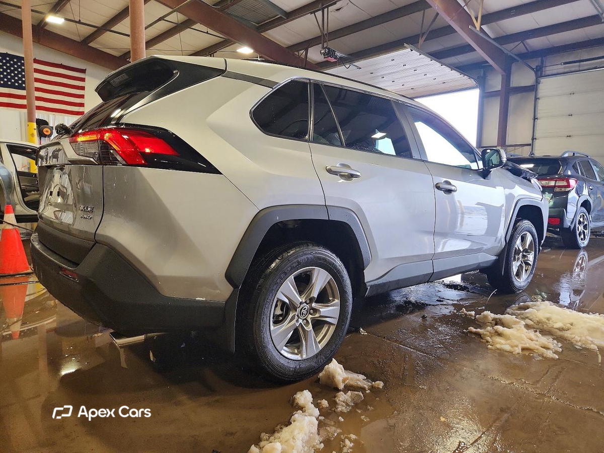 Toyota RAV 4 2025