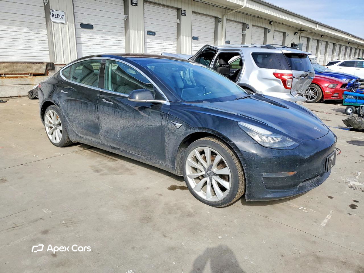 Tesla Model 3 2018