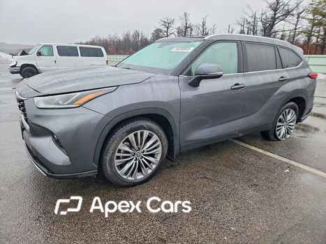 Toyota Highlander 2021 - Image 1 of 14