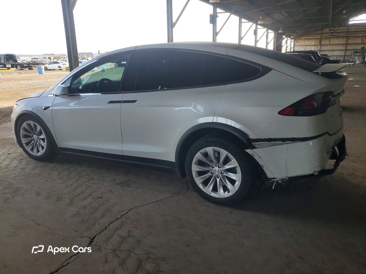 Tesla Model X 2018