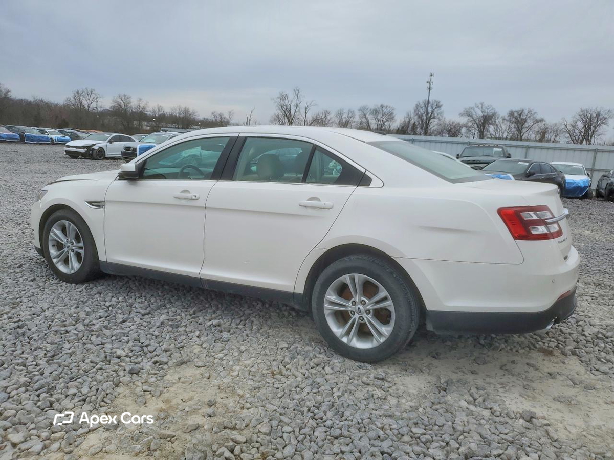 Ford Taurus 2016