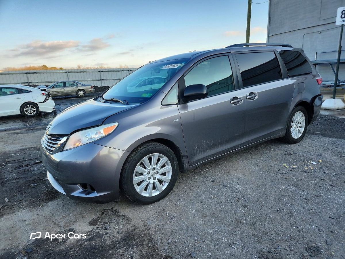 Toyota Sienna 2016