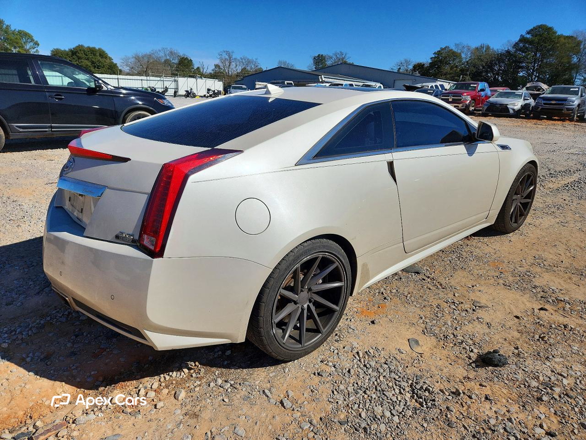 Cadillac CTS 2012