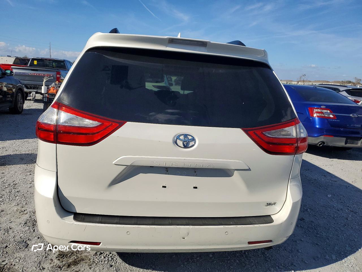 Toyota Sienna 2018