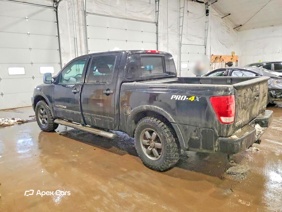 Nissan Titan 2015