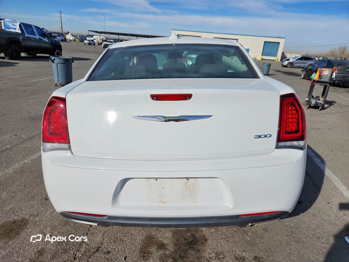 Chrysler 300 2019