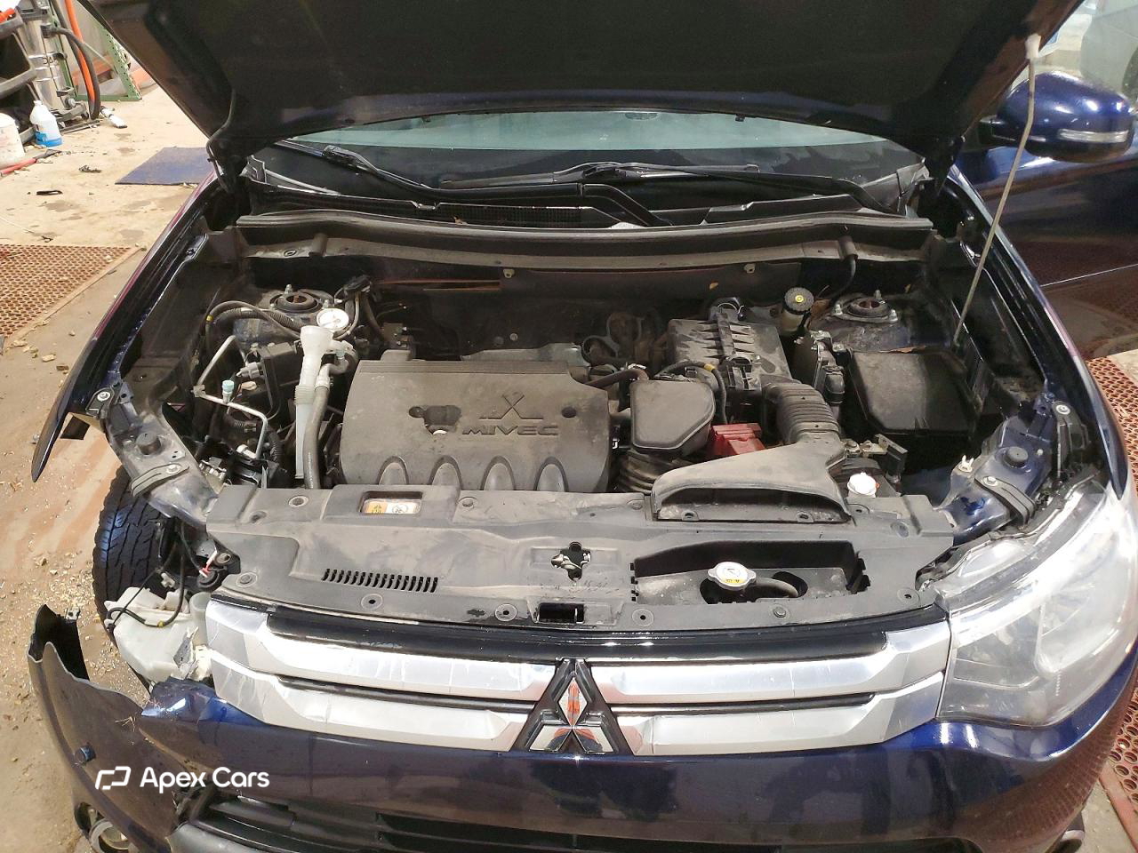Mitsubishi Outlander 2015
