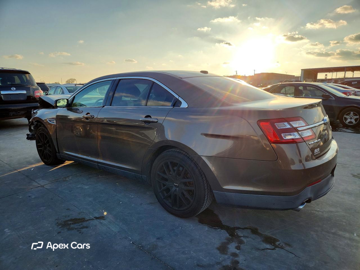 Ford Taurus 2015