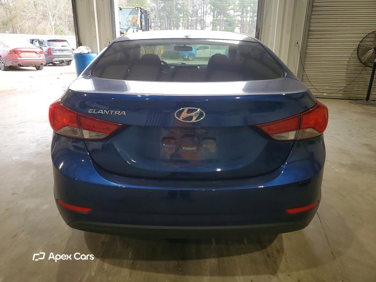 Hyundai Elantra 2016