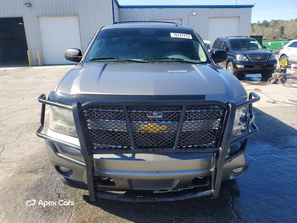 Chevrolet Tahoe 2012