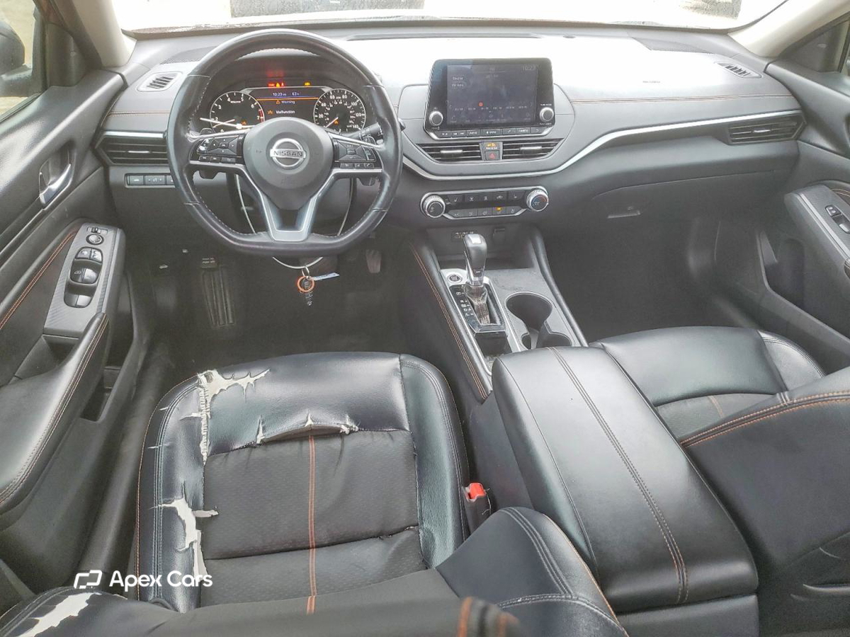 Nissan Altima 2020