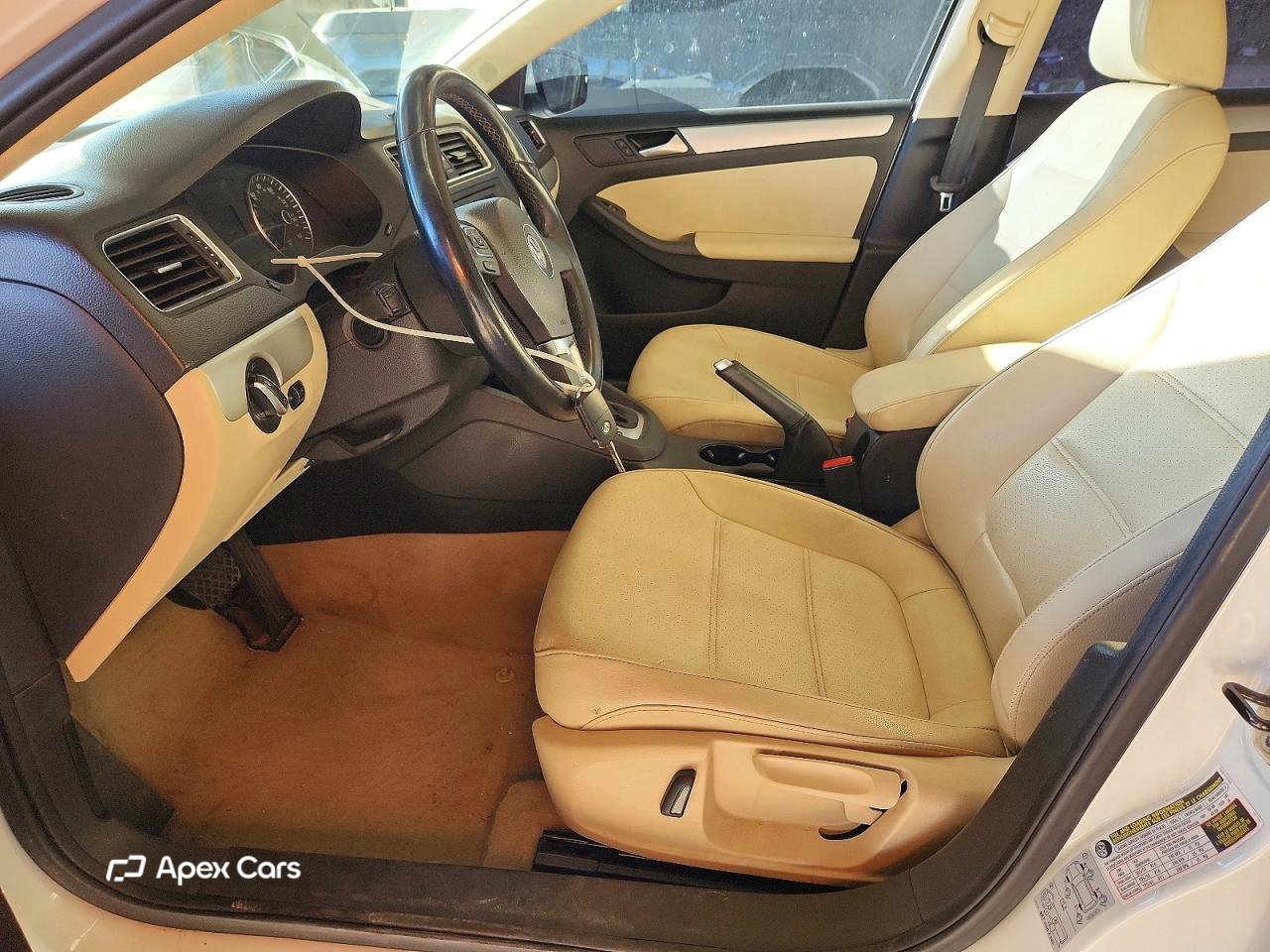 Volkswagen Jetta 2014