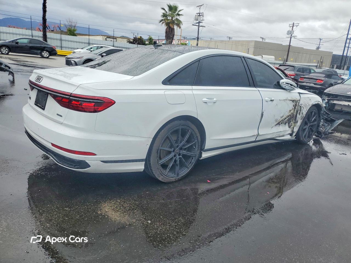 Audi A8 2024
