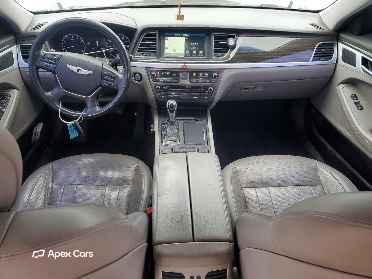 Hyundai Genesis 2015
