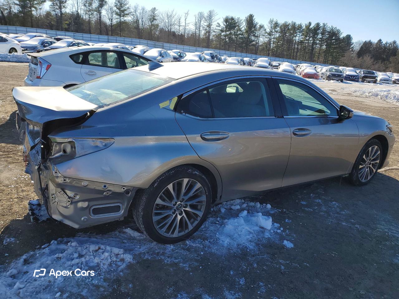 Lexus ES 2020