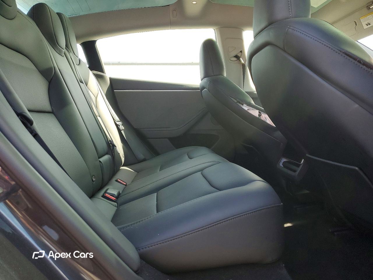 Tesla Model 3 2025