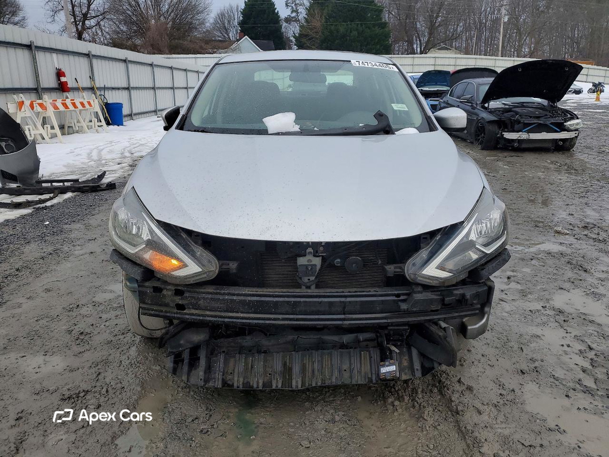 Nissan Sentra 2019