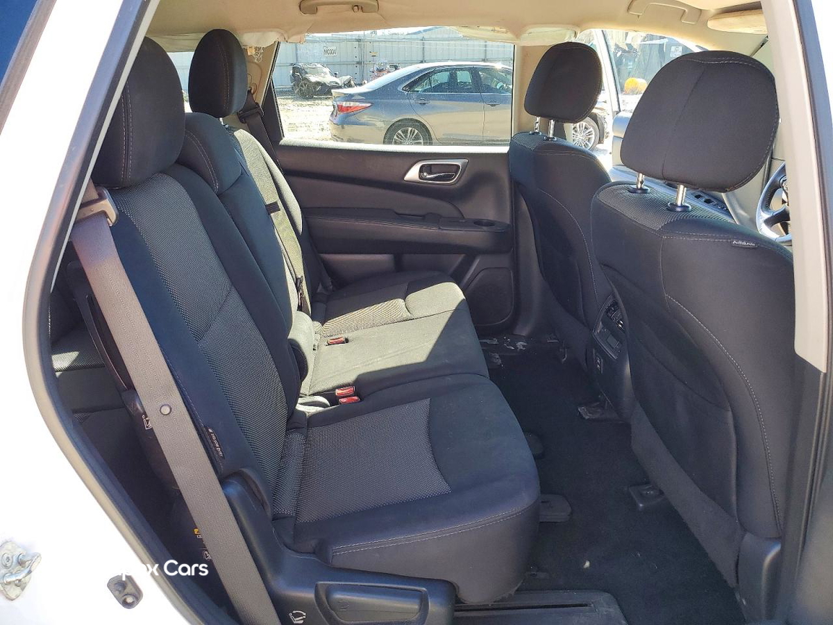 Nissan Pathfinder 2018