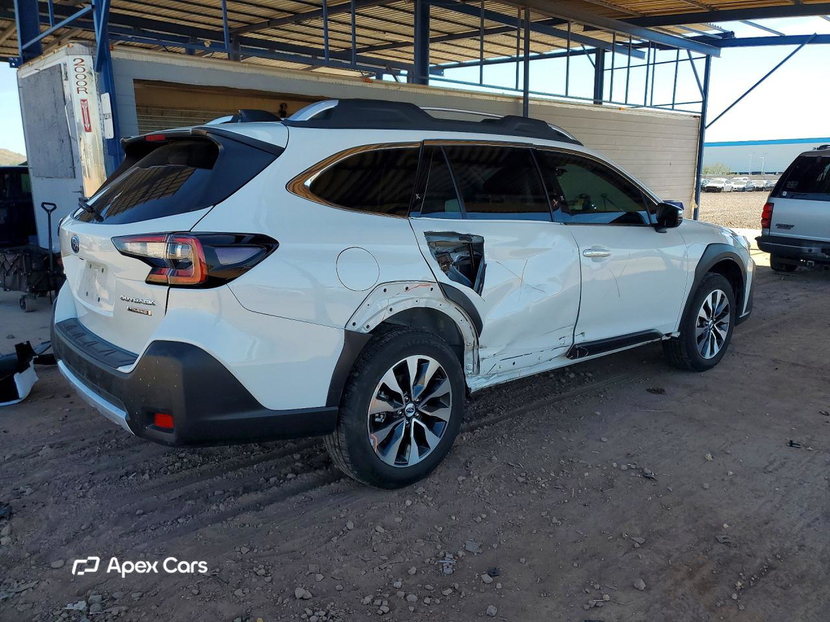 Subaru Outback 2025