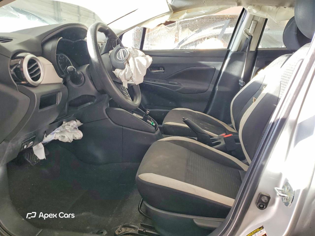 Nissan Versa 2021