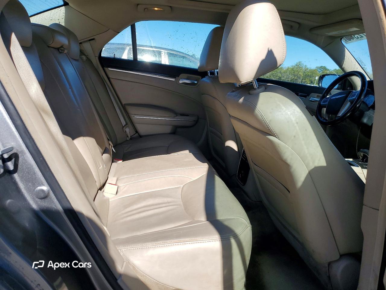 Chrysler 300 2012