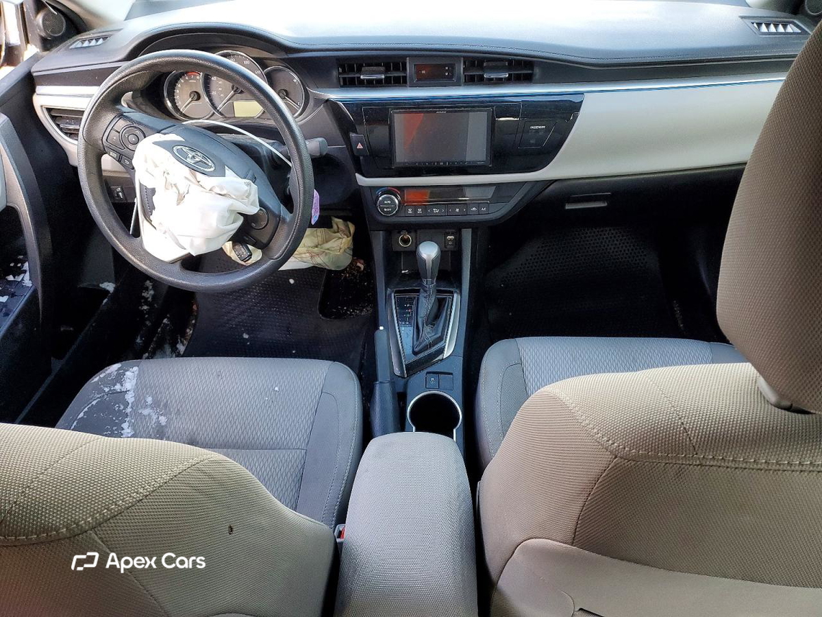 Toyota Corolla 2015