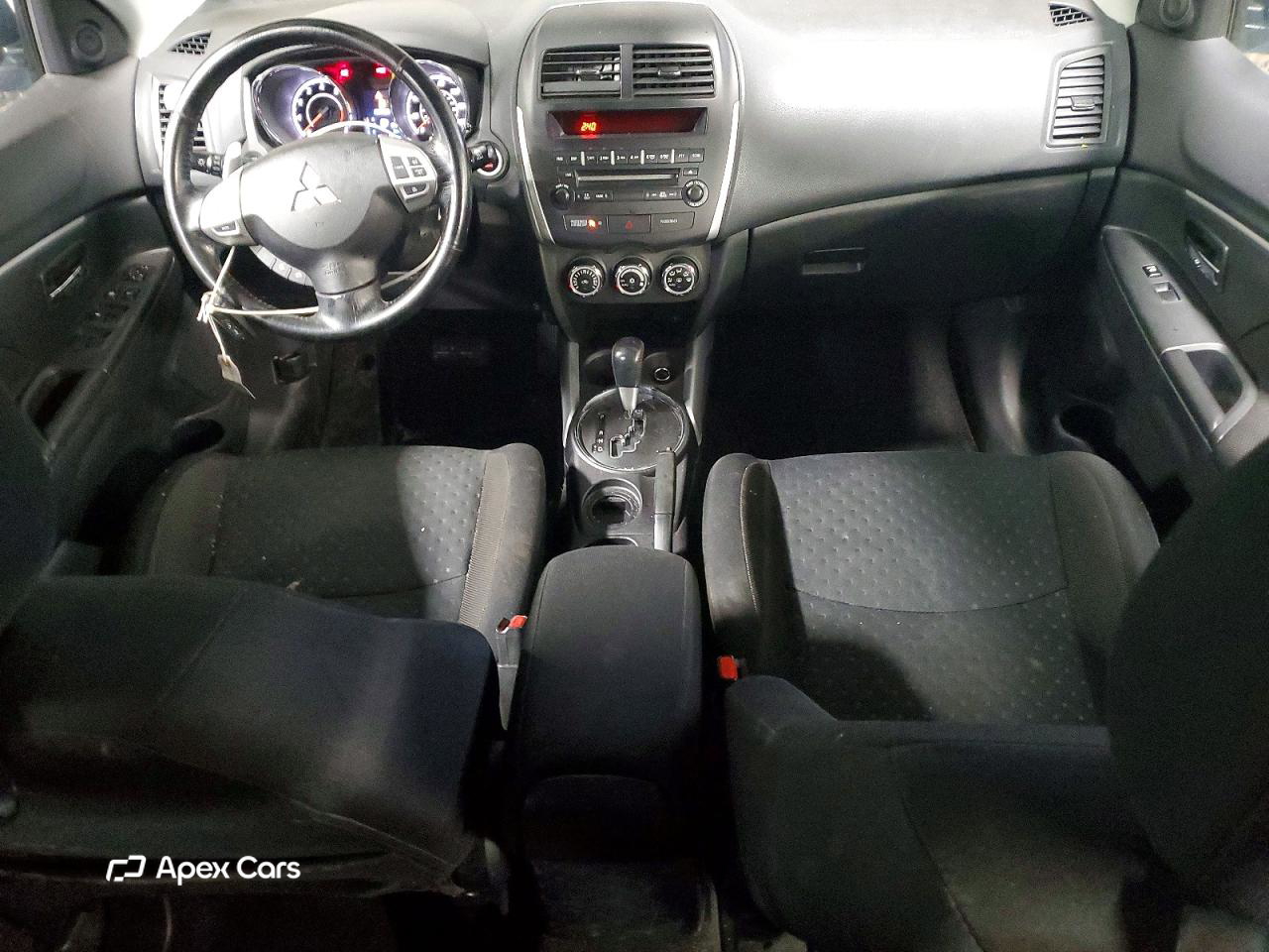 Mitsubishi Outlander 2012
