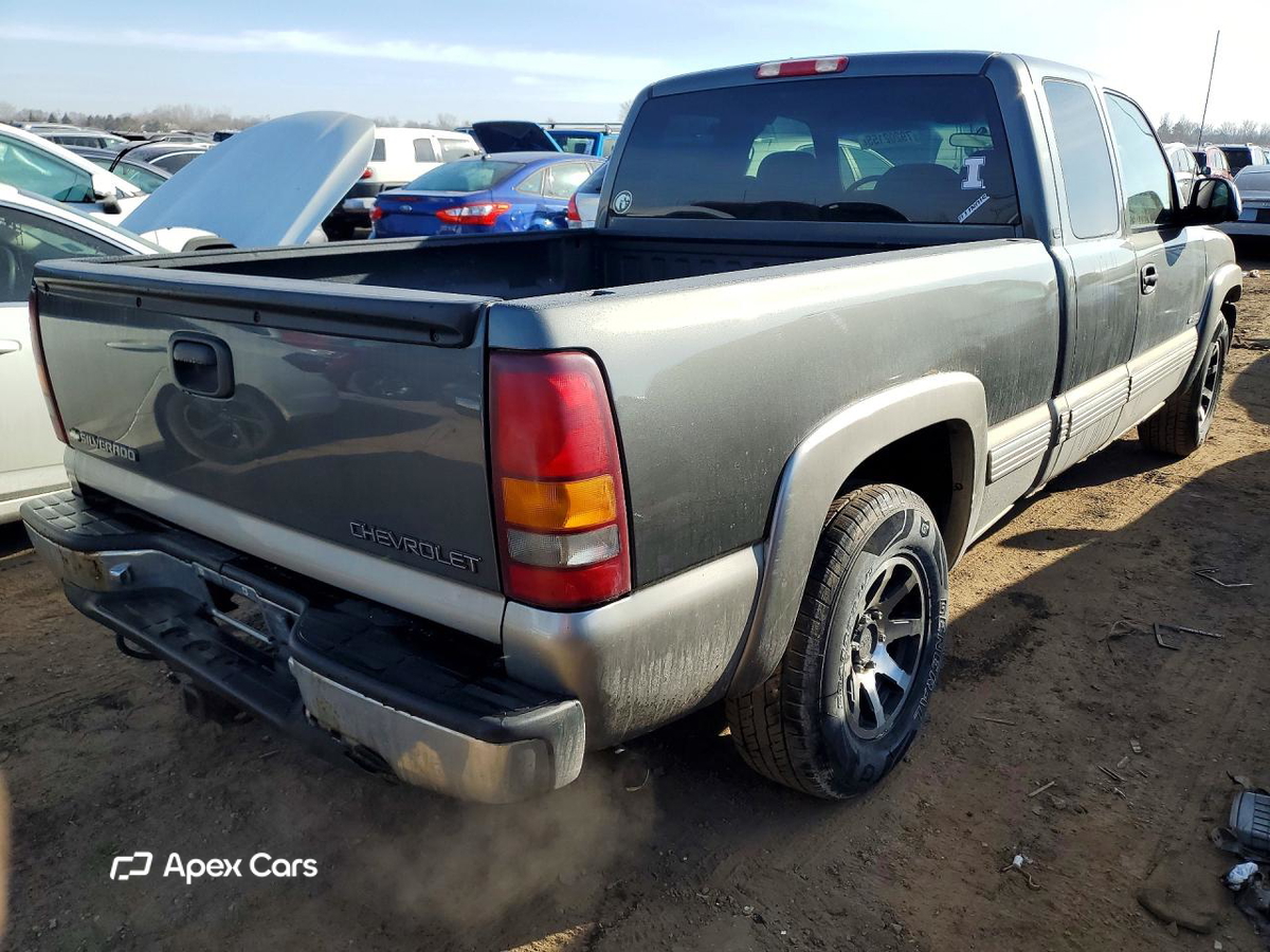 Chevrolet Silverado 2001