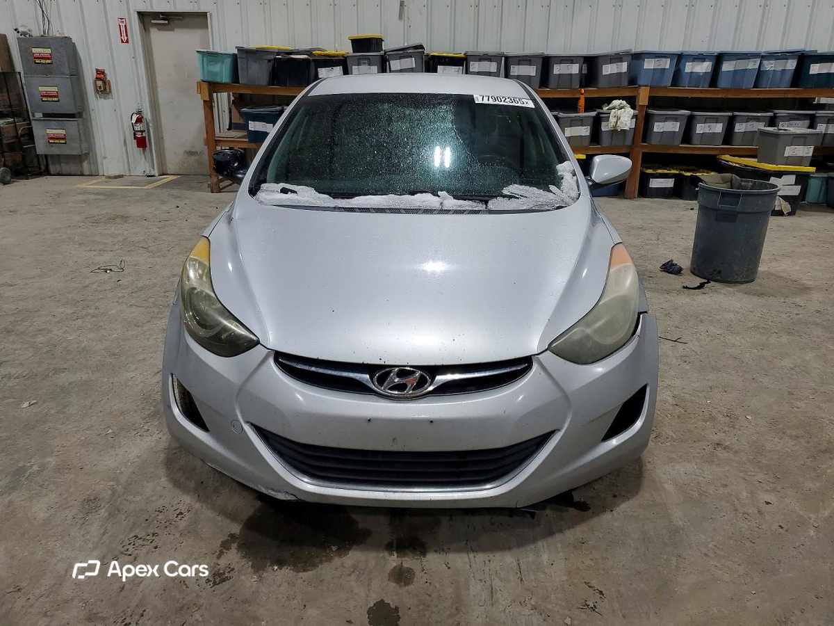 Hyundai Elantra 2013
