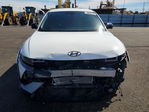 Hyundai  2025