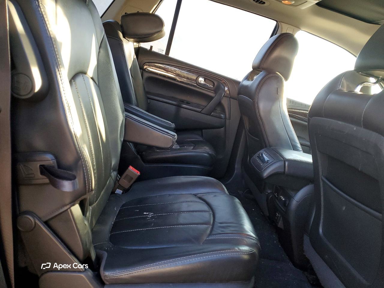 Buick Enclave 2015