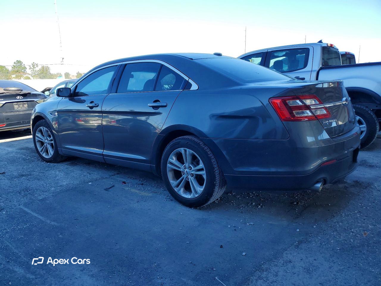 Ford Taurus 2015