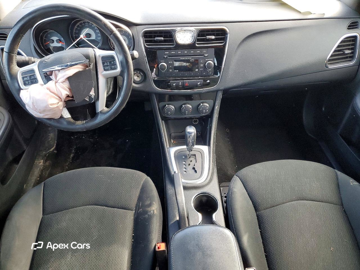 Chrysler 200 2012