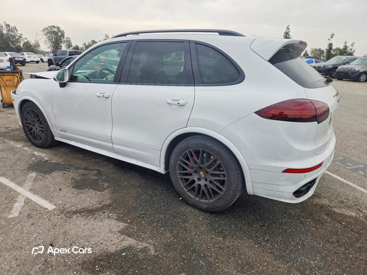 Porsche Cayenne 2016
