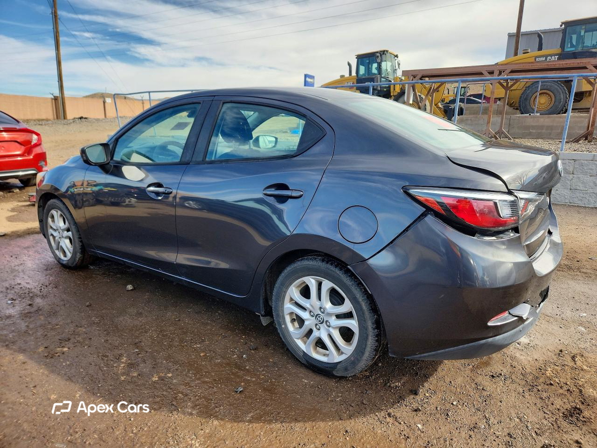 Scion iA 2016