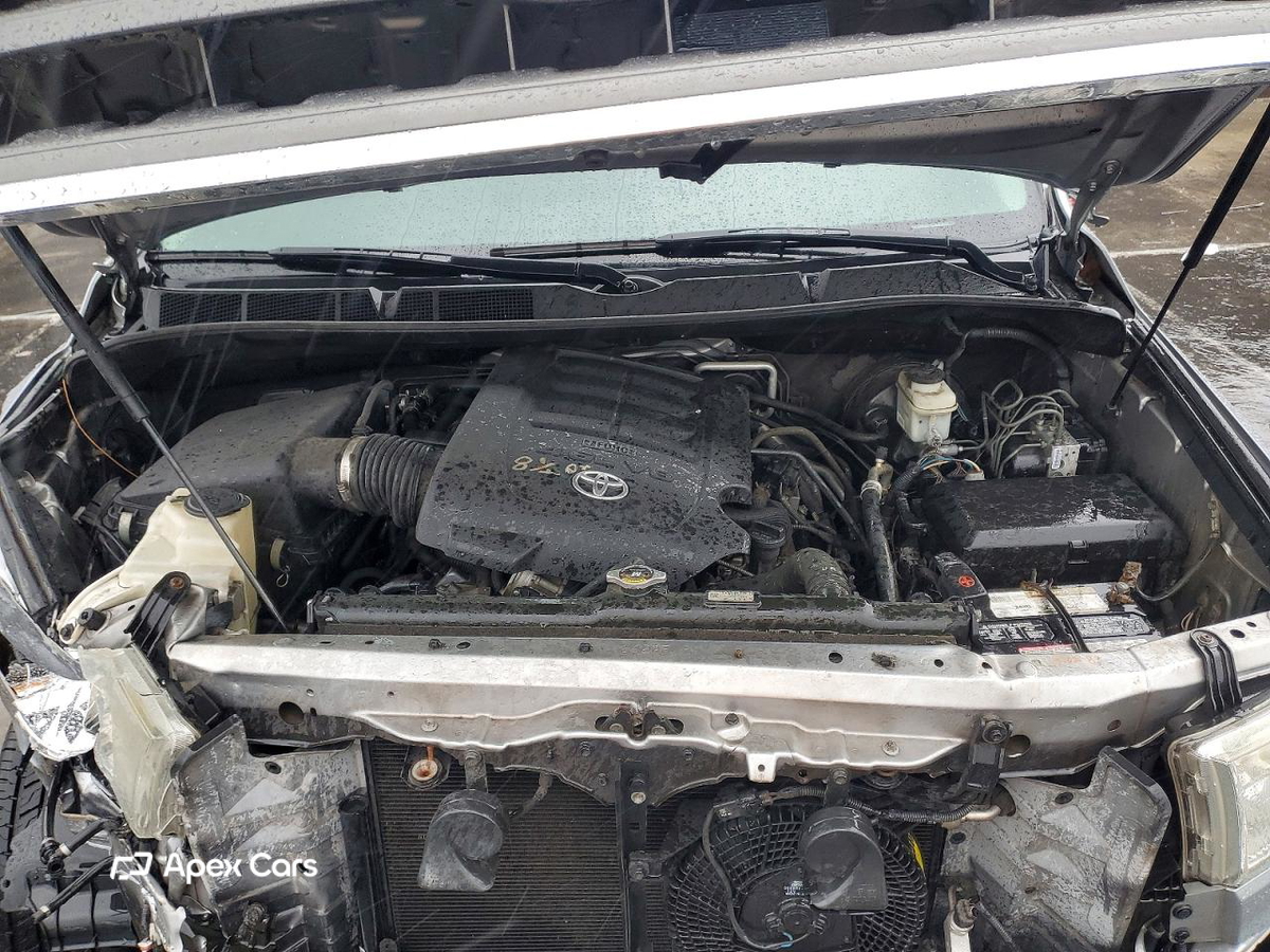 Toyota Sequoia 2012